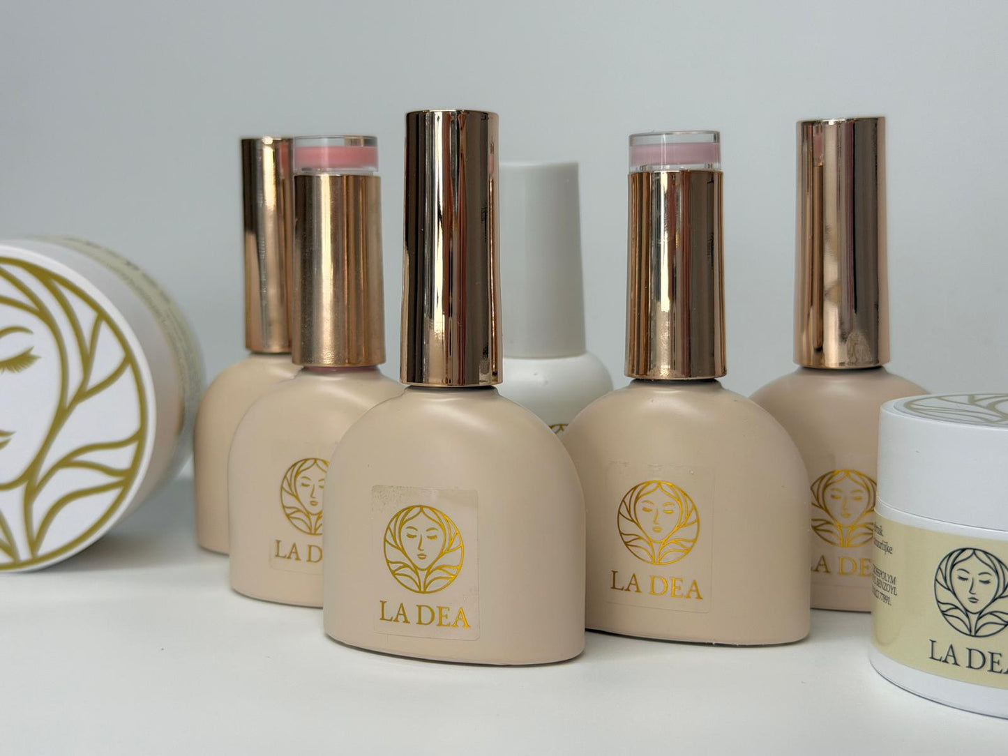 AURA NAIL KIT