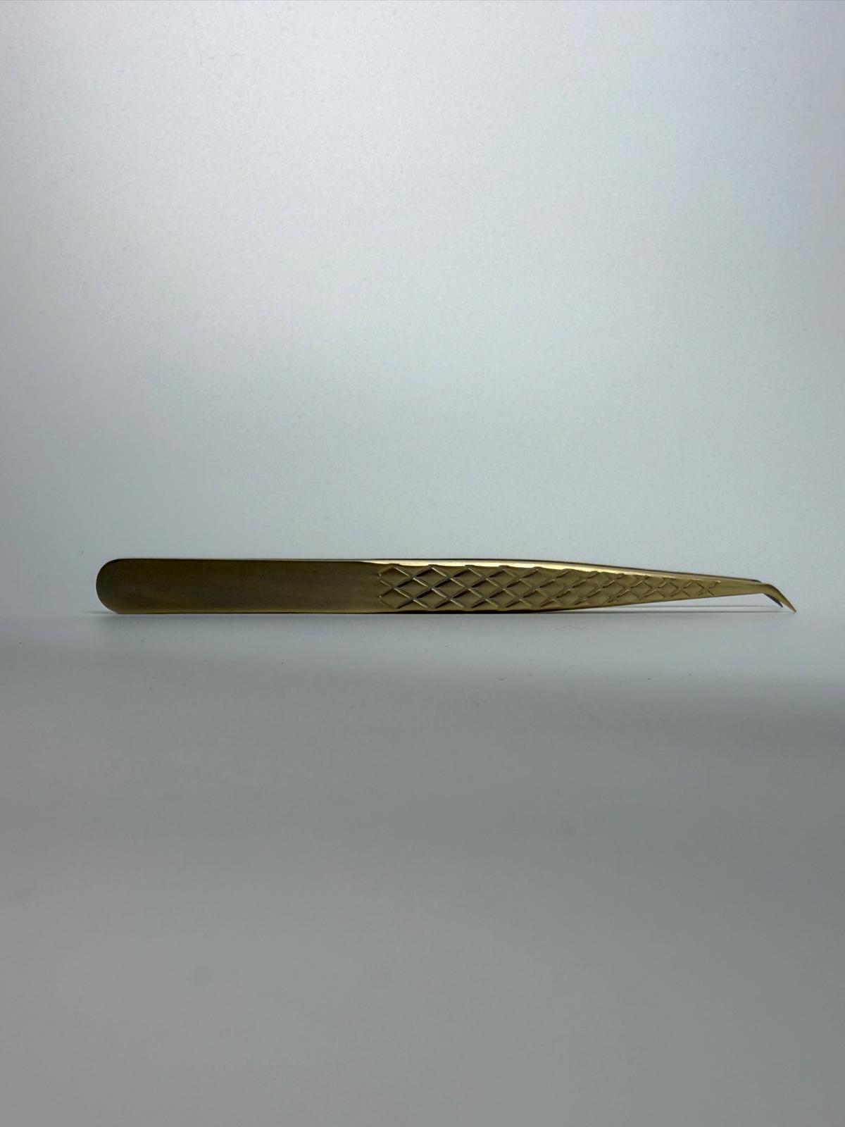LASH TWEEZER