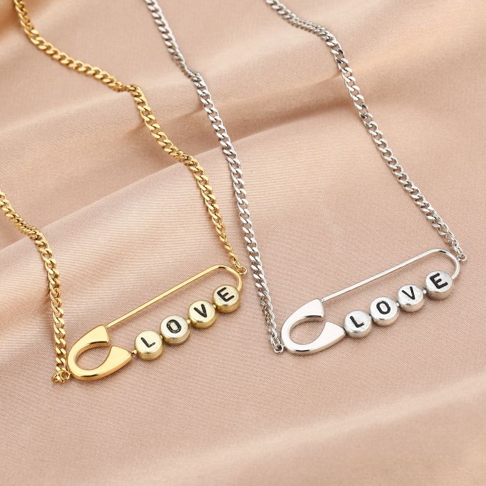 LOVE PIN NECKLACE SILVER
